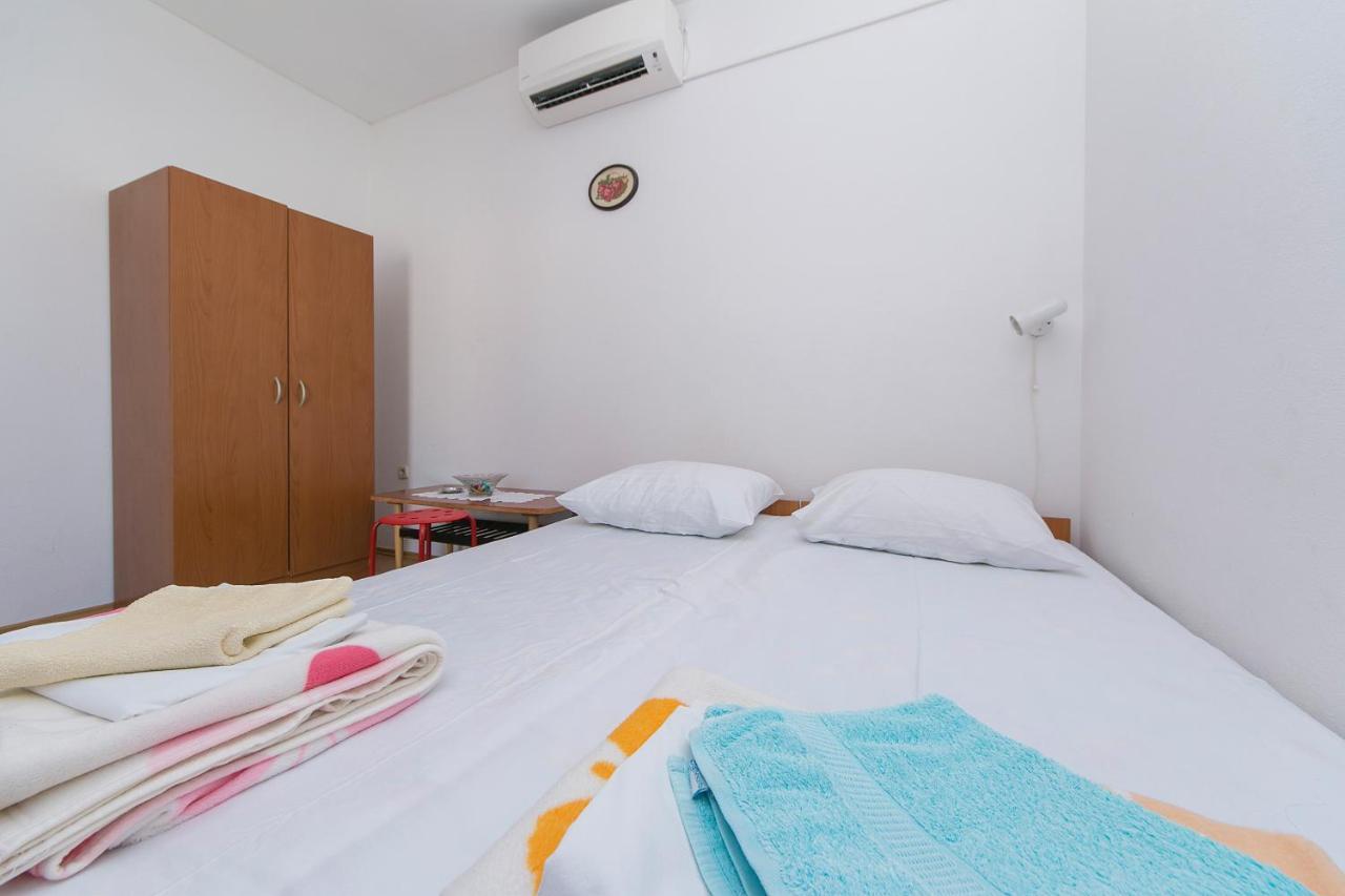 Apartments By The Sea Podaca, Makarska - 516 Exterior photo