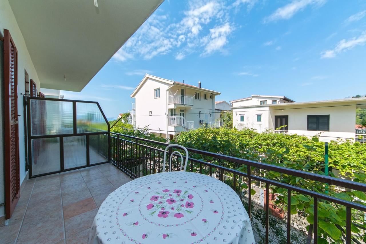 Apartments By The Sea Podaca, Makarska - 516 Exterior photo