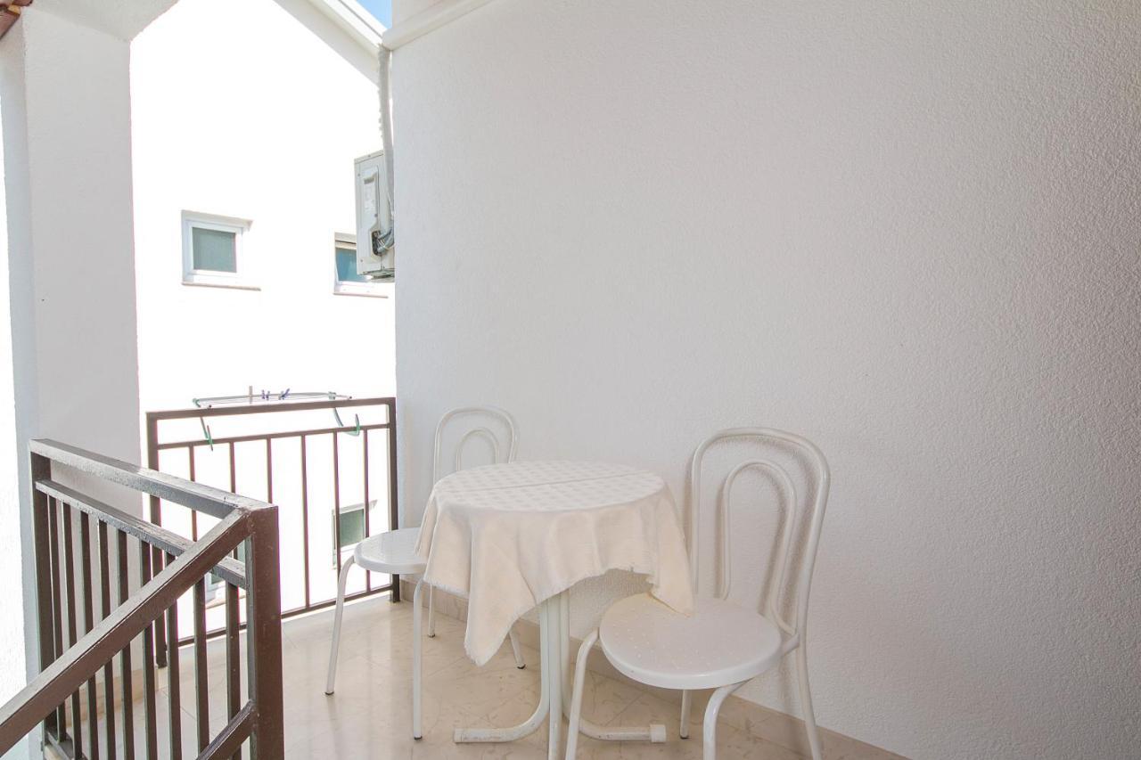 Apartments By The Sea Podaca, Makarska - 516 Exterior photo